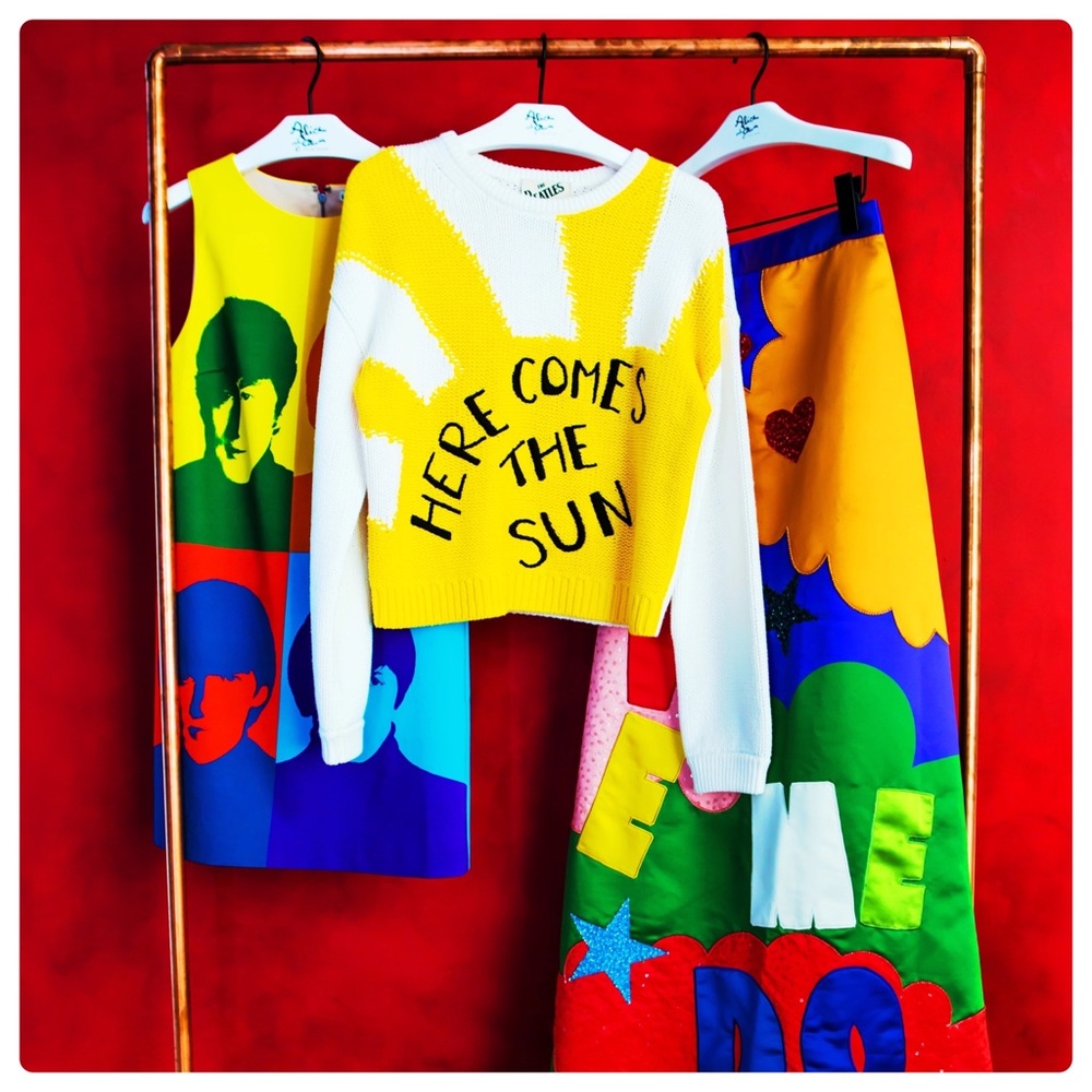 ALICE + OLIVIA X BEATLES CLYDE SHIFT DRESS - Picture 5 of 16